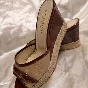 A. Testoni Women's Tan and Brown Espadrilles